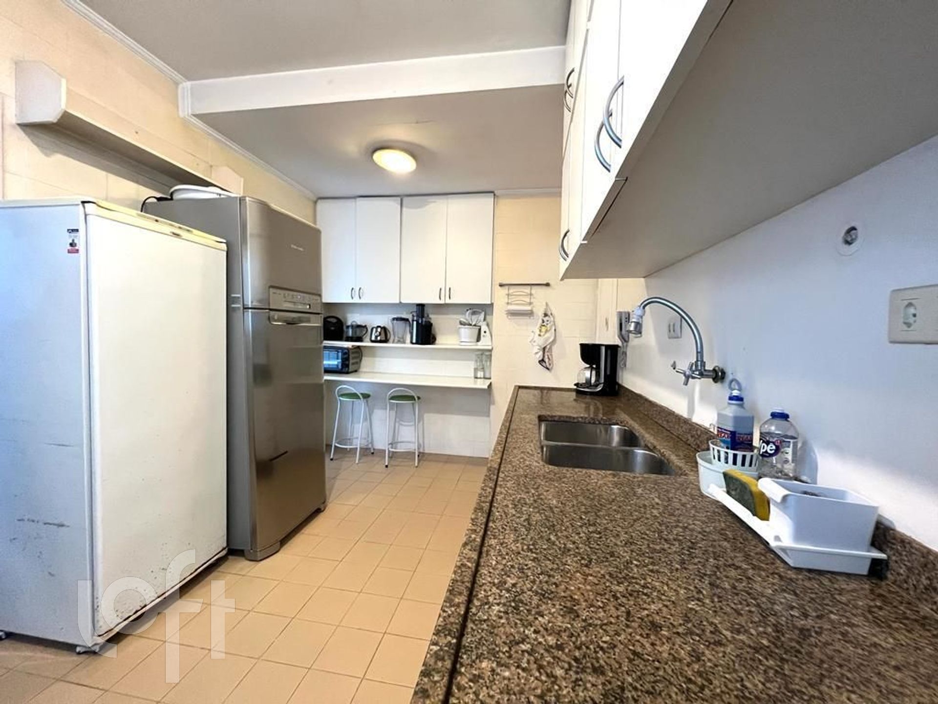 Apartamento à venda com 3 quartos, 160m² - Foto 19