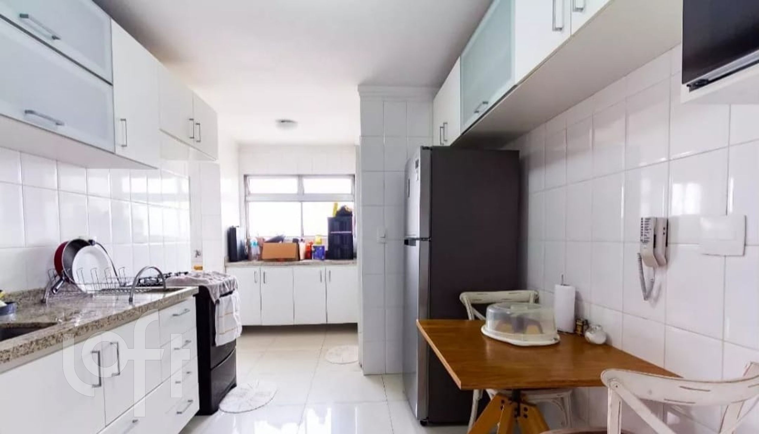 Apartamento à venda com 2 quartos, 70m² - Foto 7