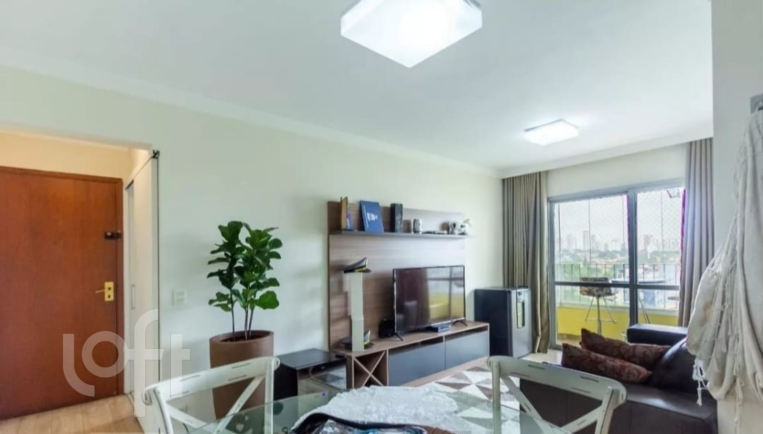 Apartamento à venda com 2 quartos, 70m² - Foto 4