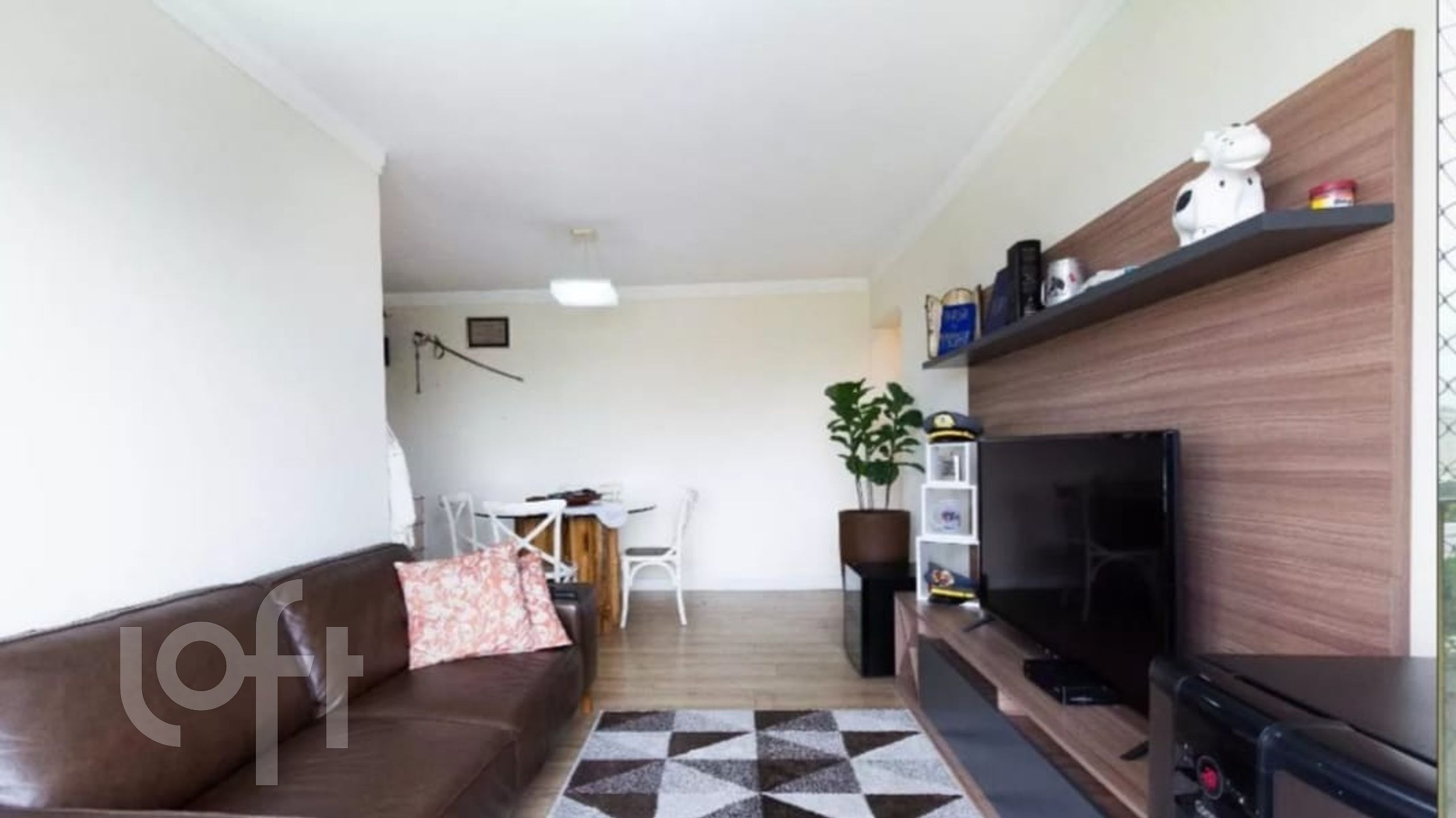 Apartamento à venda com 2 quartos, 70m² - Foto 1