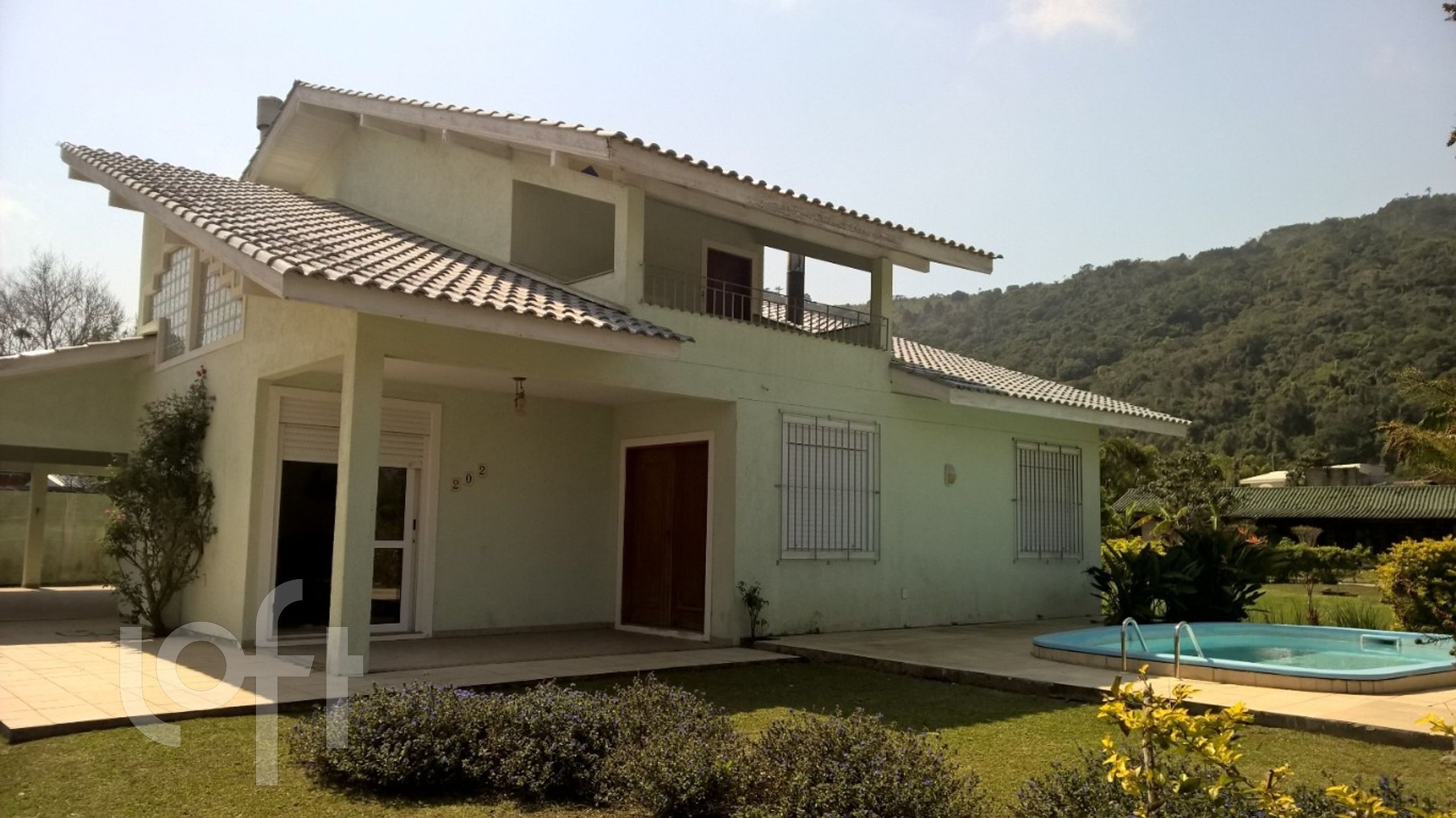 VENDA &#8211; Casa em Condomínio de 3 quartos no bairro Ponta das Canas, Florianópolis &#8211; 10232