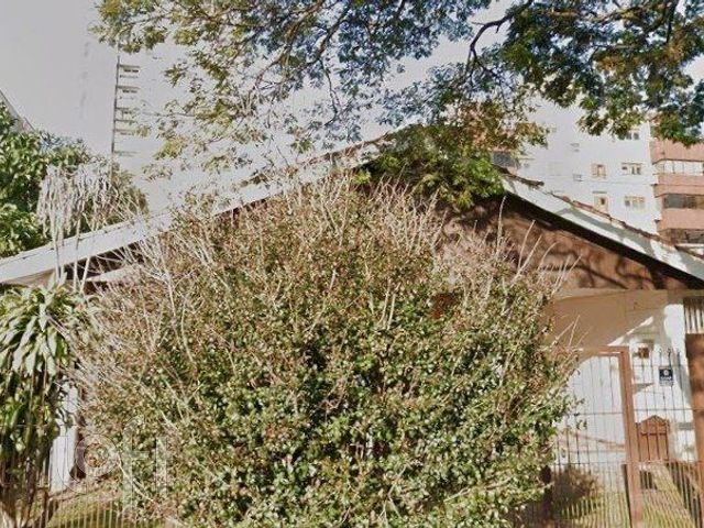 Casa com 228m², 4 dormitórios, Menino Deus em Porto Alegre