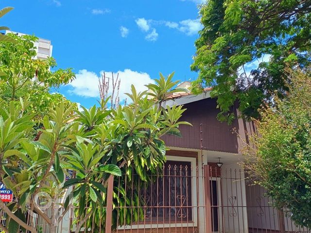 Casa com 228m², 4 dormitórios, Menino Deus em Porto Alegre