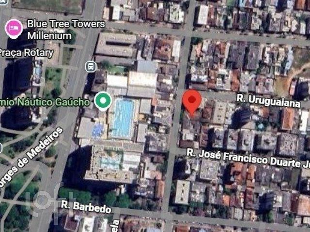 Casa com 228m², 4 dormitórios, Menino Deus em Porto Alegre