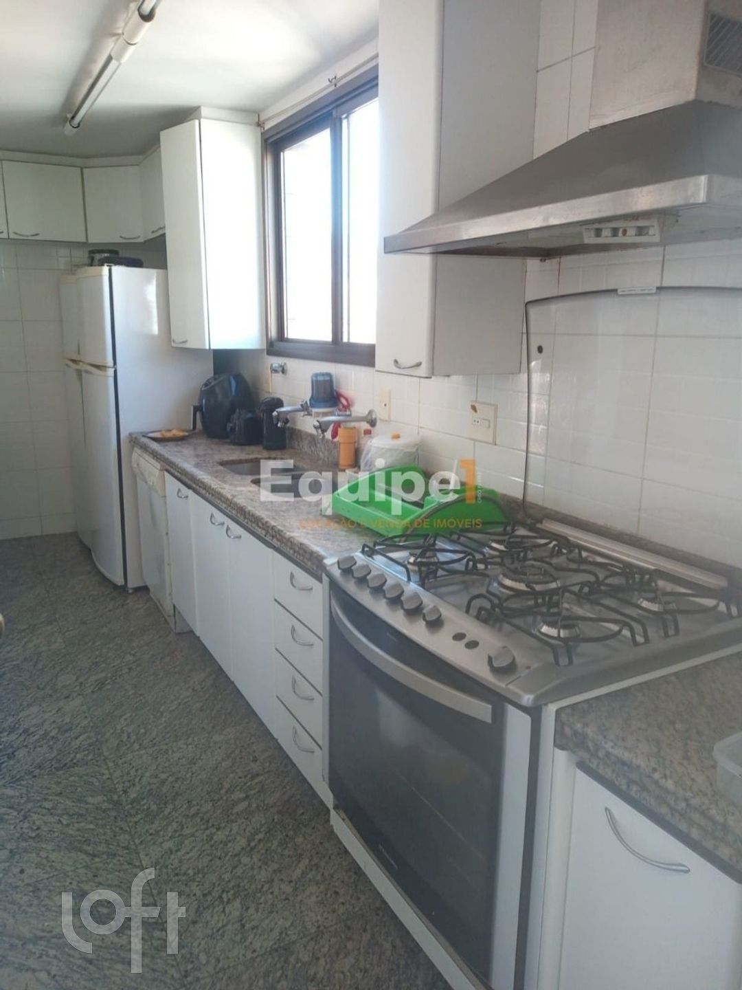 Apartamento à venda com 5 quartos, 350m² - Foto 18