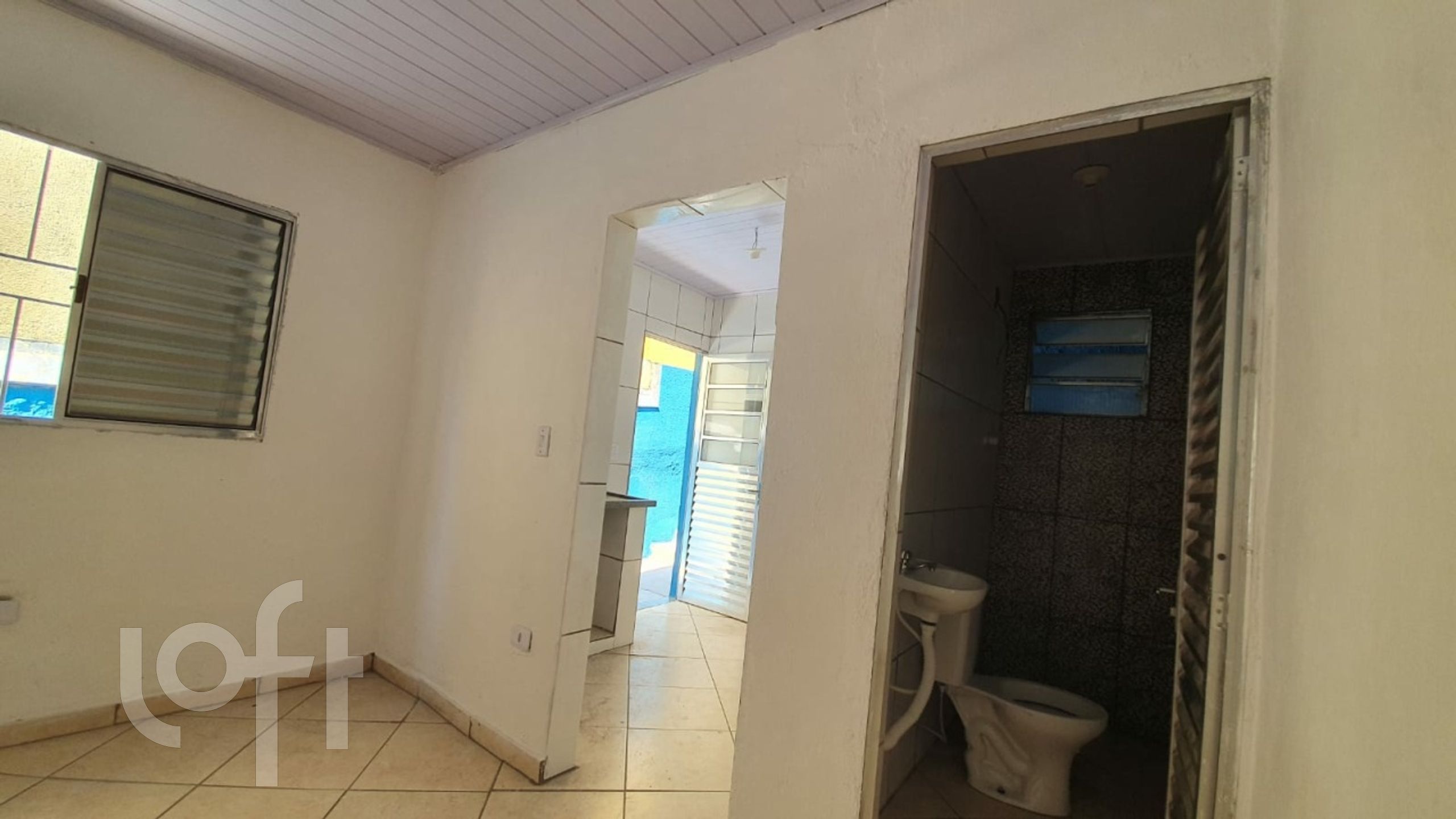 Casa à venda com 2 quartos, 400m² - Foto 7