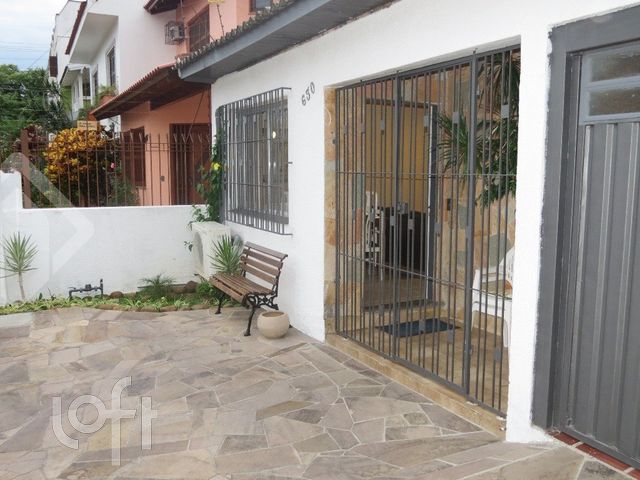 Casa com 96m², 2 dormitórios, Jardim Botânico em Porto Alegre