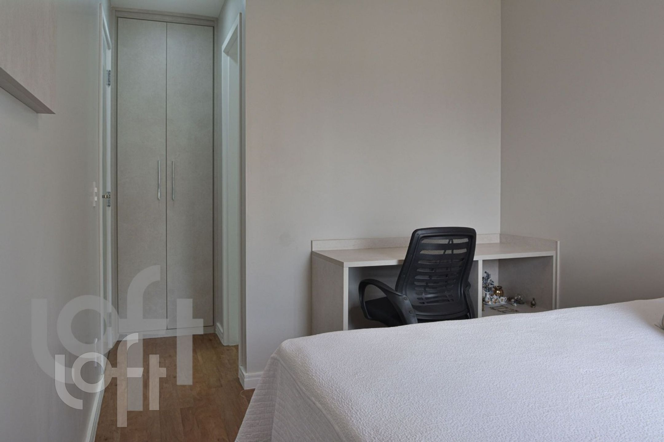 Apartamento à venda com 2 quartos, 85m² - Foto 3