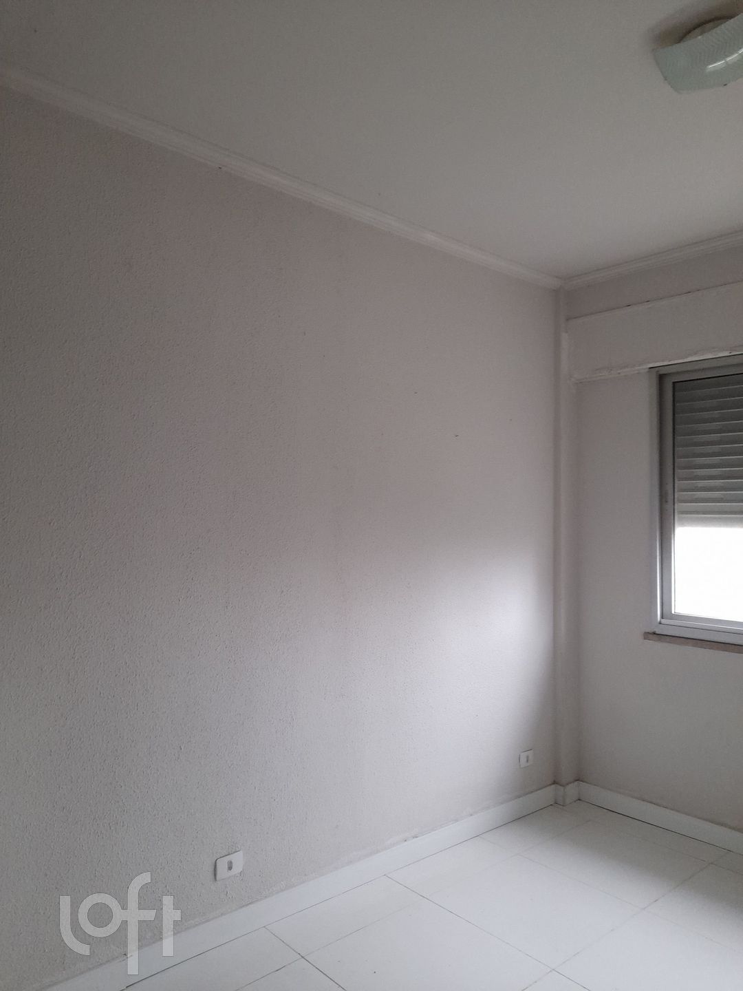 Apartamento à venda com 1 quarto, 35m² - Foto 2