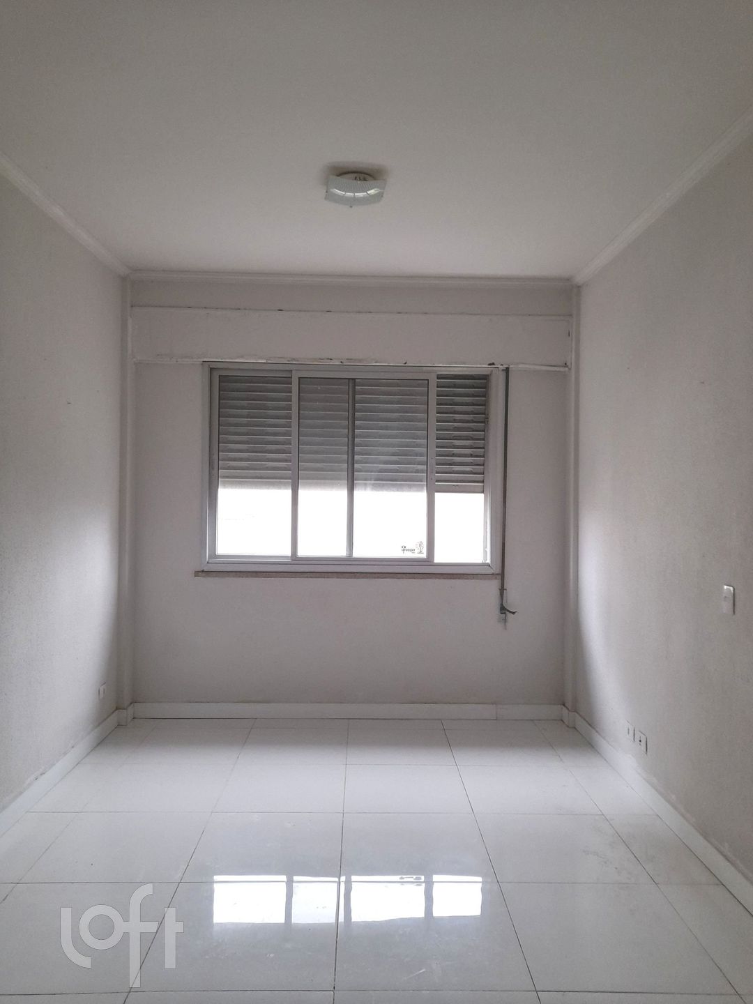 Apartamento à venda com 1 quarto, 35m² - Foto 1