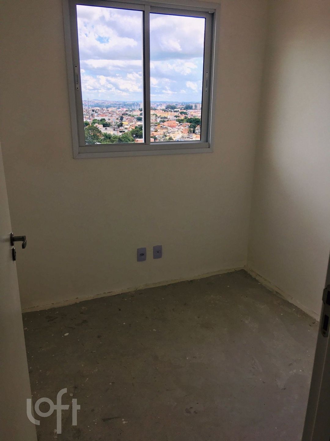 Apartamento à venda com 2 quartos, 41m² - Foto 2