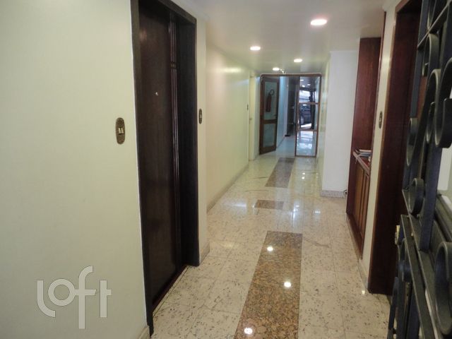 Apartamento com 102m², 3 dormitórios, 1 suíte, 1 vaga, Bom Fim em Porto Alegre