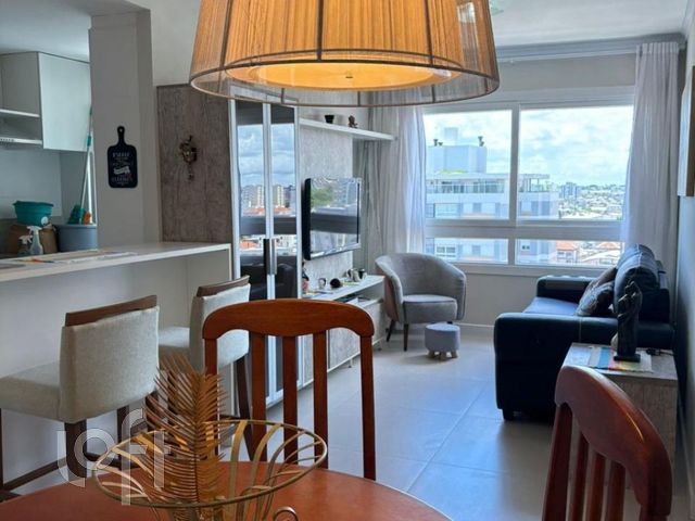 Apartamento com 68m², 2 dormitórios, 1 suíte, 1 vaga, Cristo Redentor em Porto Alegre