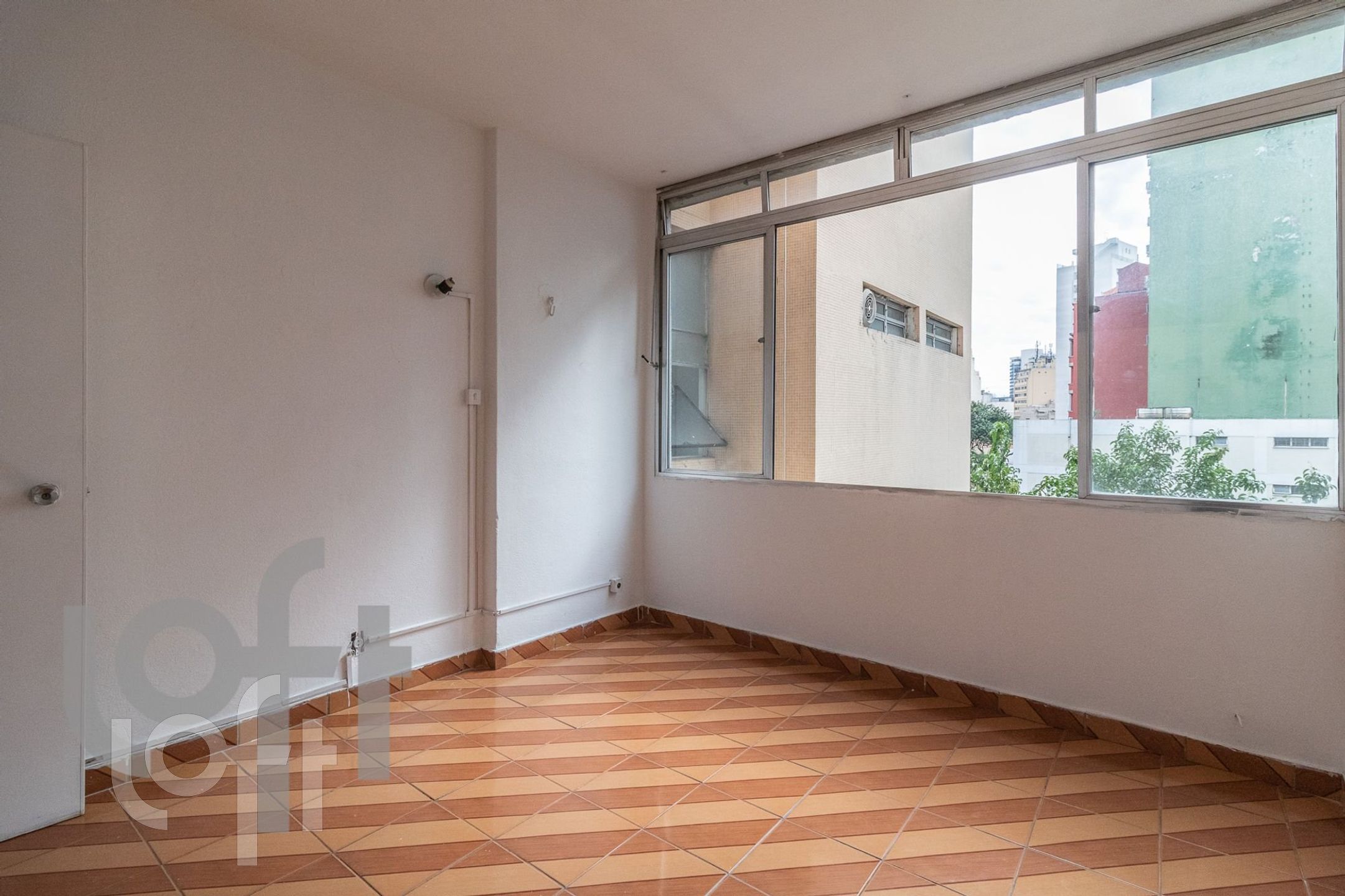 Apartamento à venda com 1 quarto, 31m² - Foto 7