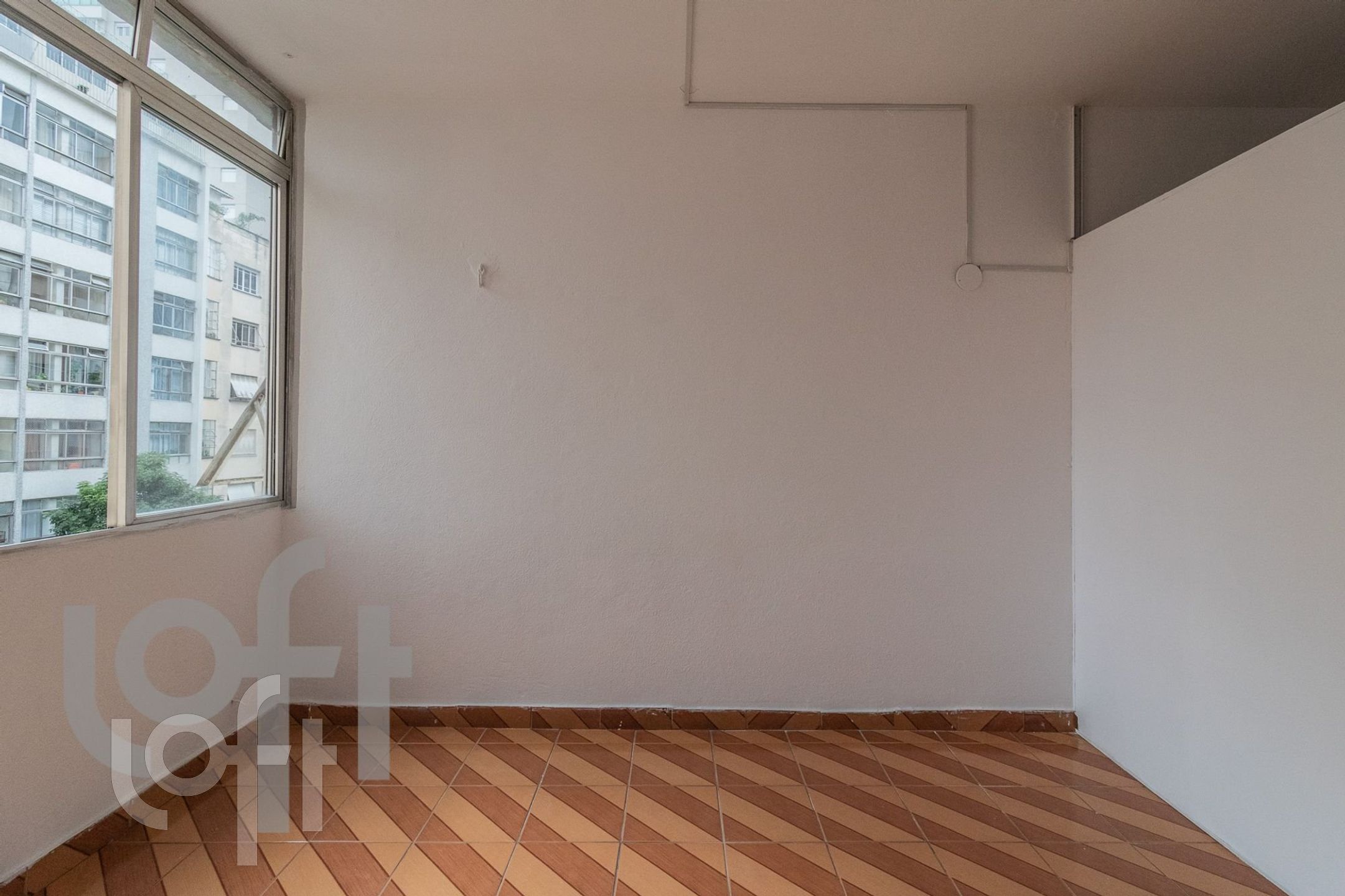 Apartamento à venda com 1 quarto, 31m² - Foto 2