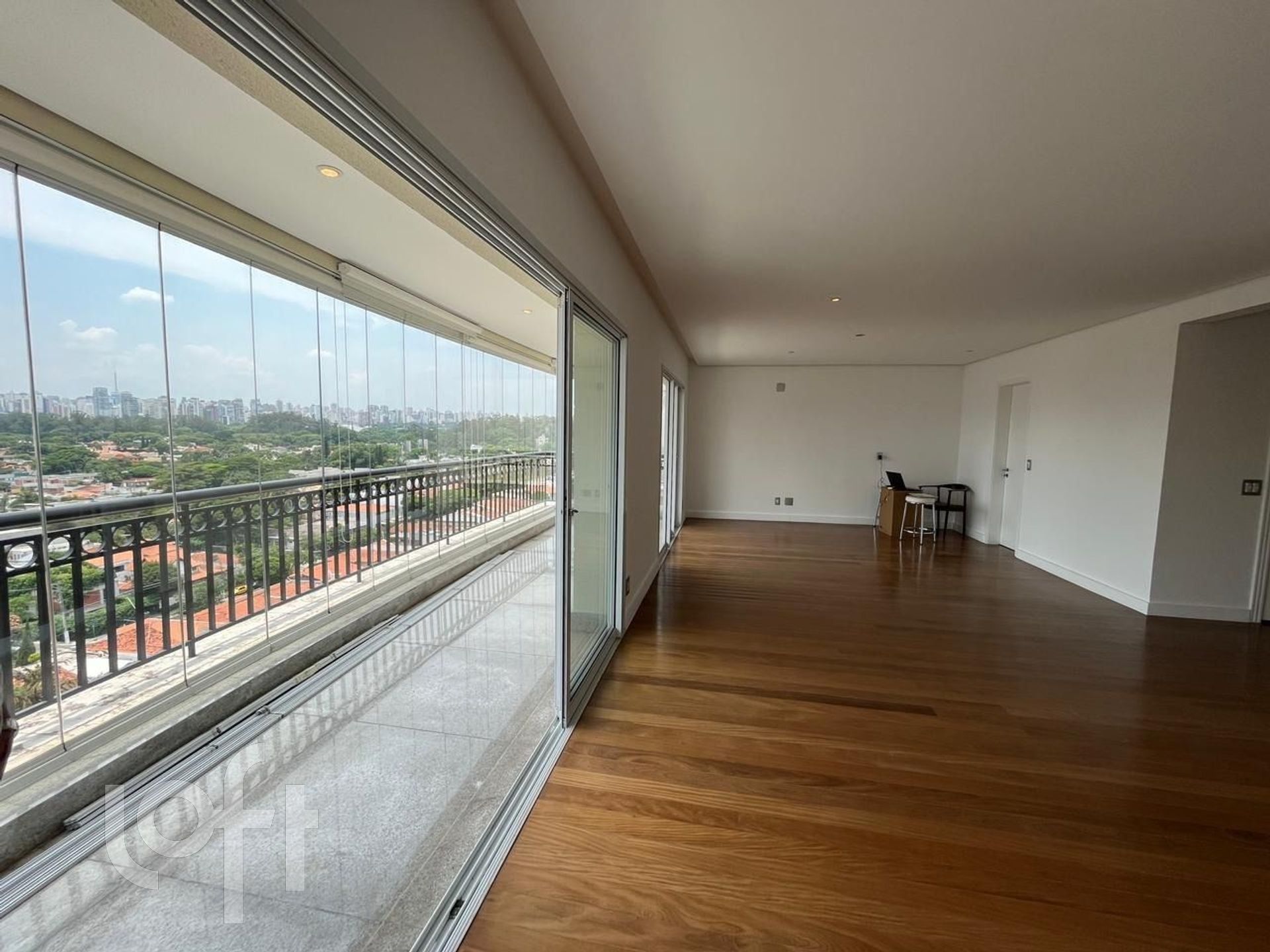 Apartamento à venda com 3 quartos, 419m² - Foto 3