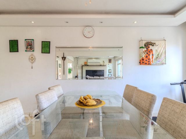 Apartamento com 92m², 3 dormitórios, 1 vaga, Petrópolis em Porto Alegre