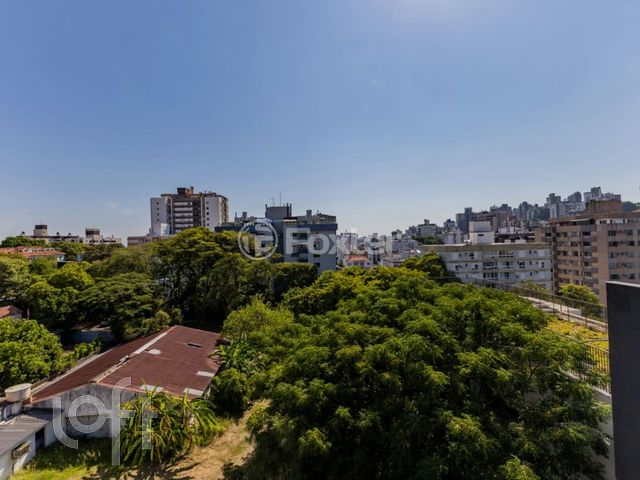 Apartamento com 65m², 2 dormitórios, 1 suíte, 1 vaga, Petrópolis em Porto Alegre