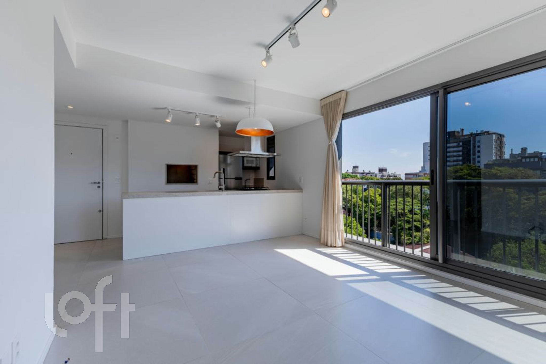 Apartamento com 65m², 2 dormitórios, 1 suíte, 1 vaga, Petrópolis em Porto Alegre