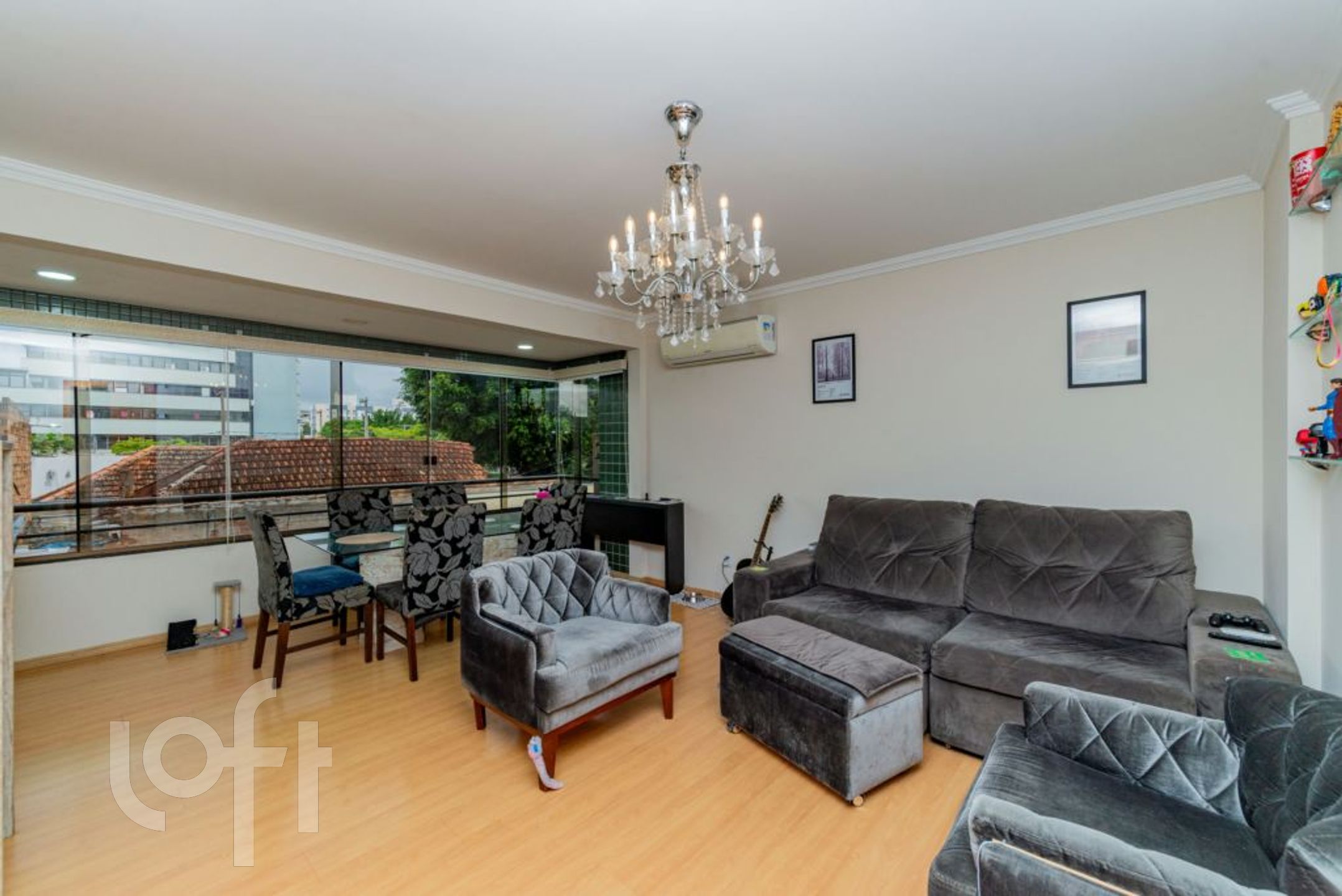 Apartamento com 103m², 3 dormitórios, 1 suíte, 1 vaga, Santana em Porto Alegre