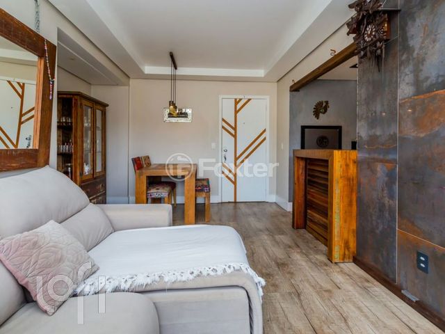 Apartamento com 67m², 2 dormitórios, 1 suíte, 1 vaga, Chácara das Pedras em Porto Alegre