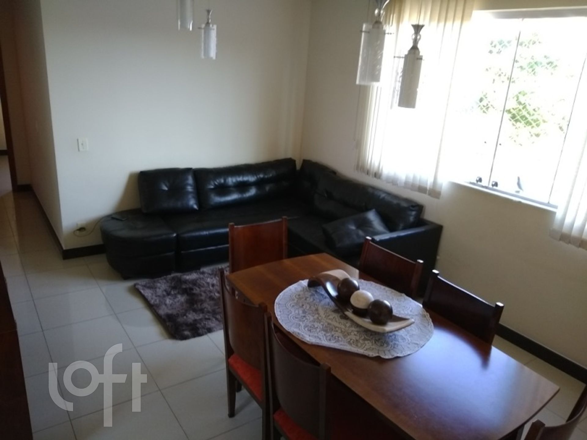 Apartamento à venda com 3 quartos, 179m² - Foto 2