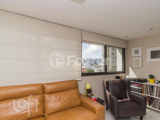 Apartamento com 79m², 2 dormitórios, 2 suítes, 2 vagas, Jardim Botânico em Porto Alegre
