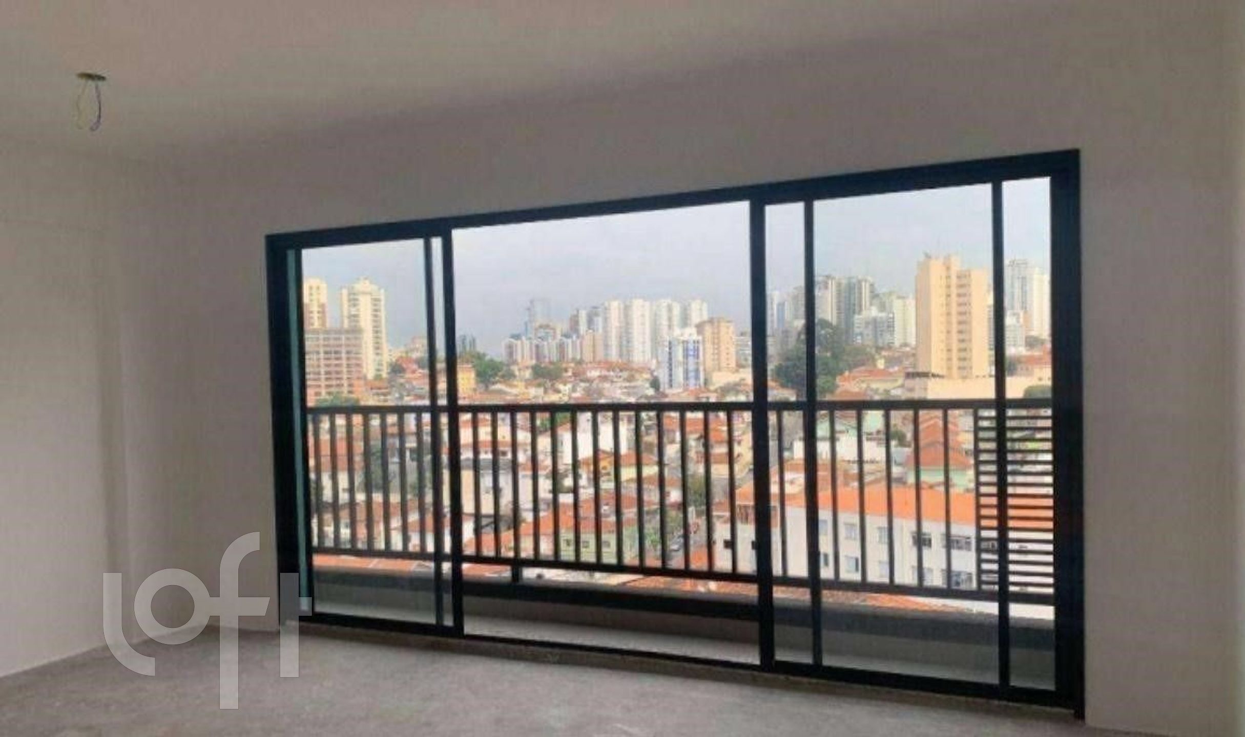 Apartamento à venda com 1 quarto, 28m² - Foto 1