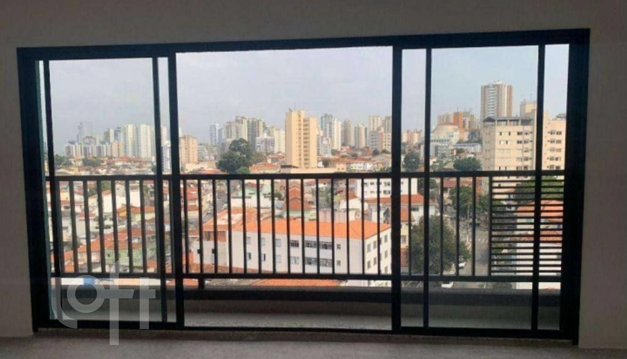 Apartamento à venda com 1 quarto, 28m² - Foto 2