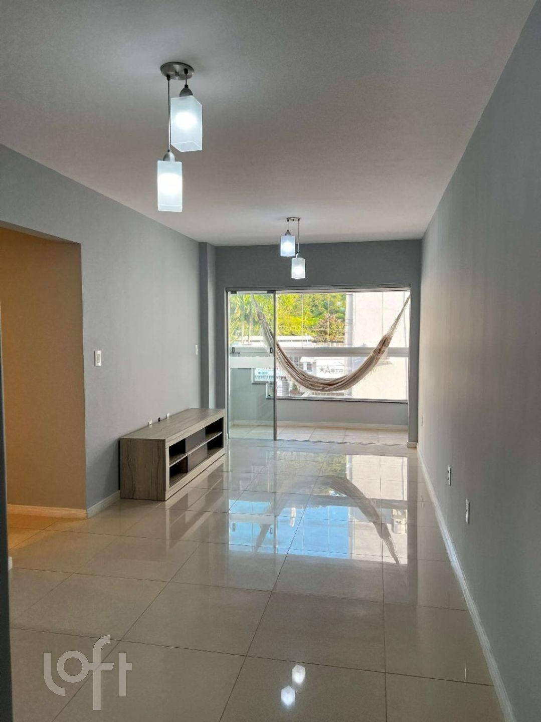 Apartamento à venda em Nações com 82 m², 3 quartos, 1 vaga