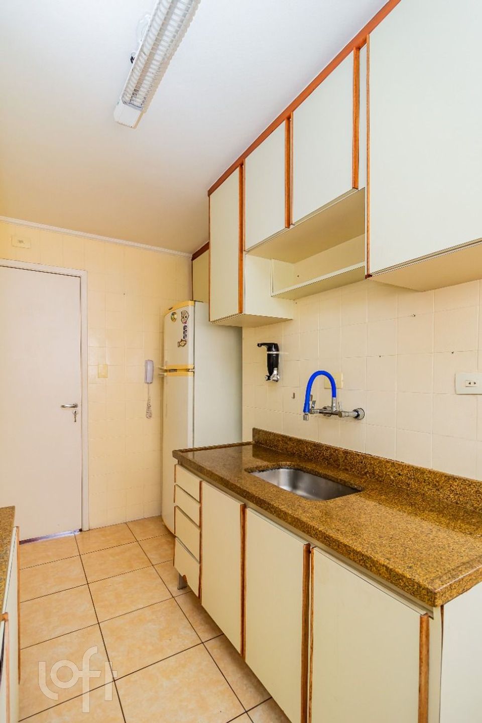 Apartamento à venda com 2 quartos, 70m² - Foto 8