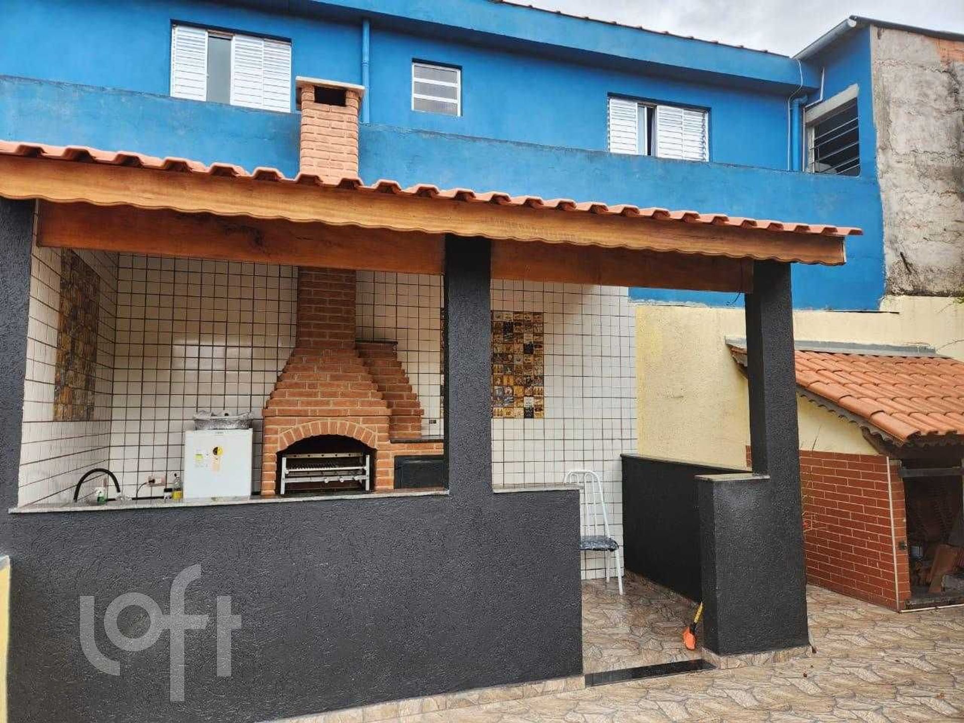 Casa à venda com 3 quartos, 400m² - Foto 2