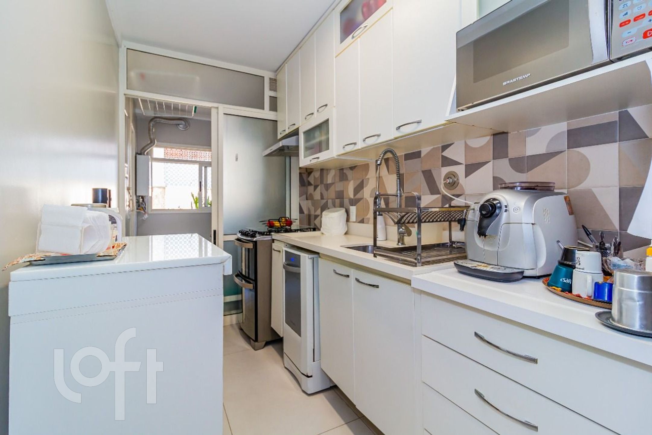 Apartamento à venda com 3 quartos, 83m² - Foto 32