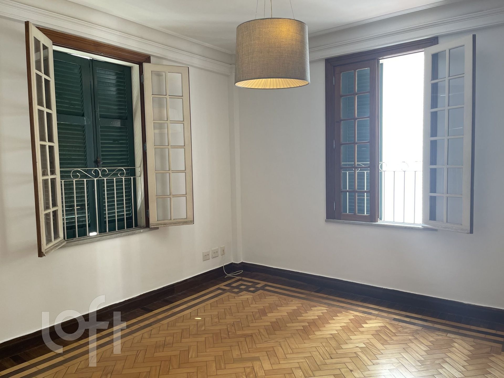 Apartamento à venda com 5 quartos, 217m² - Foto 3