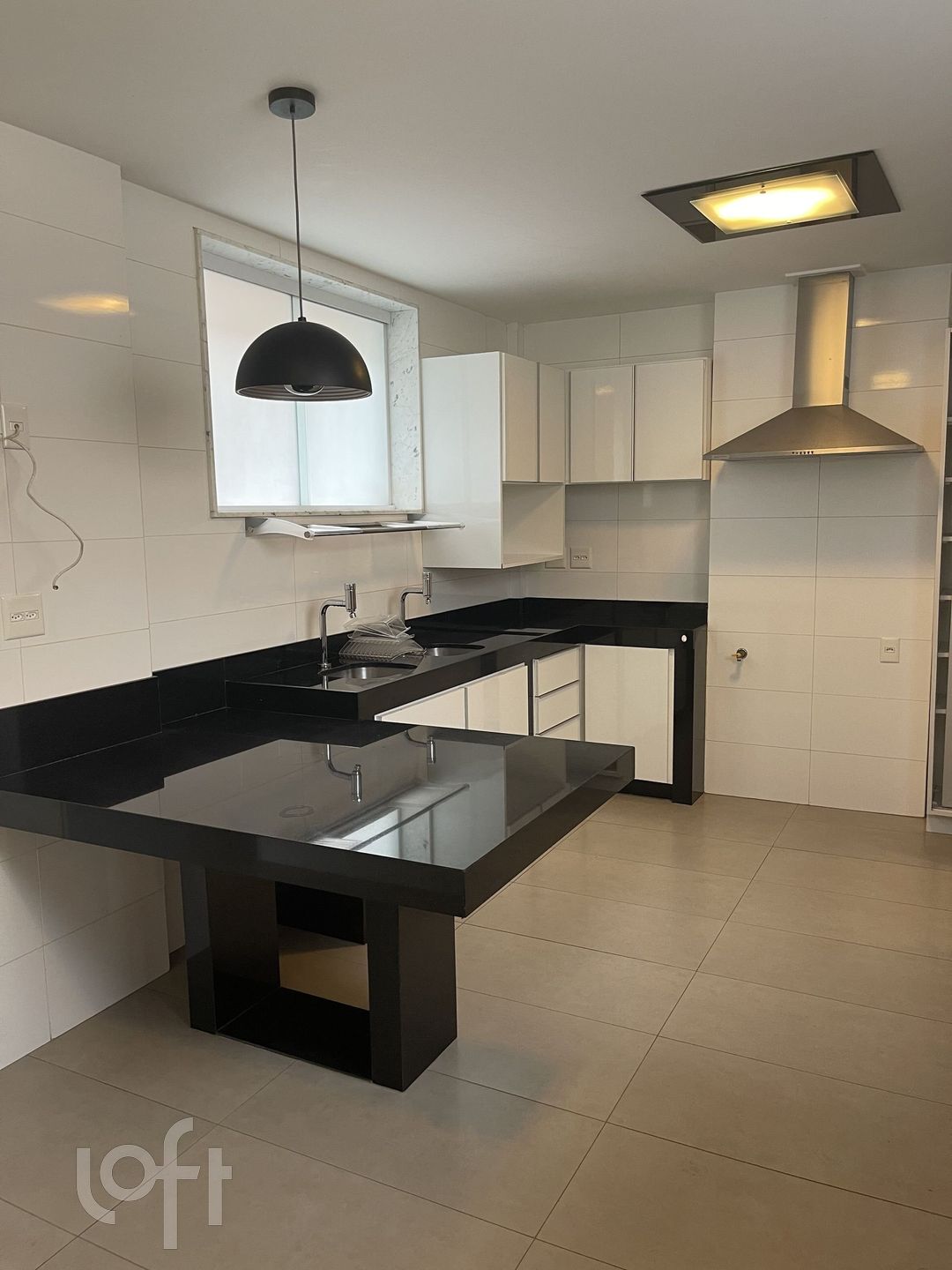 Apartamento à venda com 5 quartos, 217m² - Foto 14