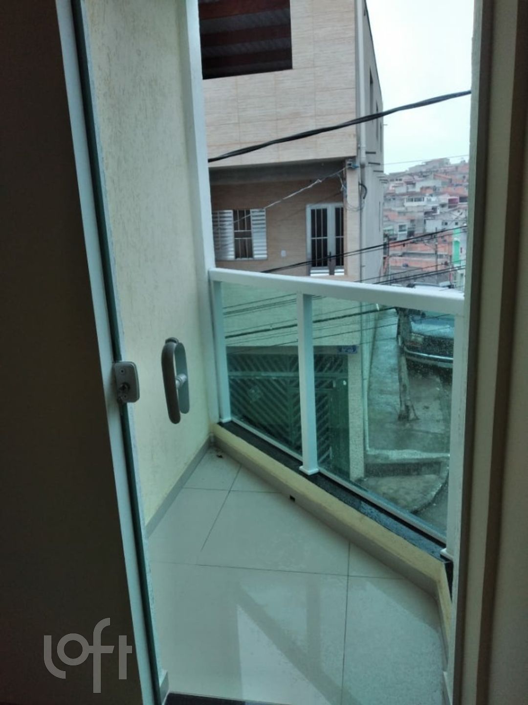 Casa à venda com 6 quartos, 100m² - Foto 2