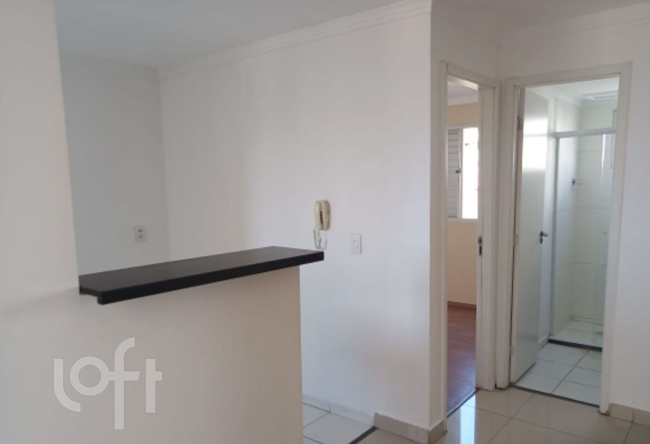 Apartamento à venda com 2 quartos, 42m² - Foto 2