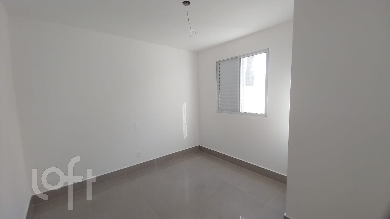 Apartamento à venda com 2 quartos, 81m² - Foto 9