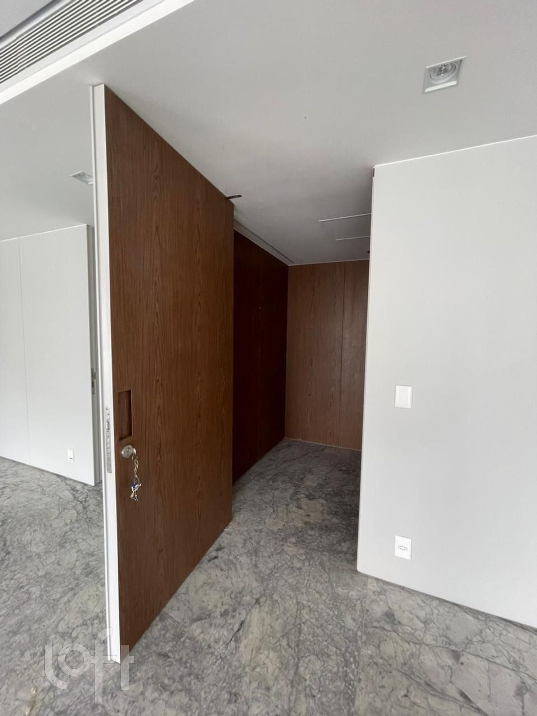 Apartamento à venda com 2 quartos, 215m² - Foto 10