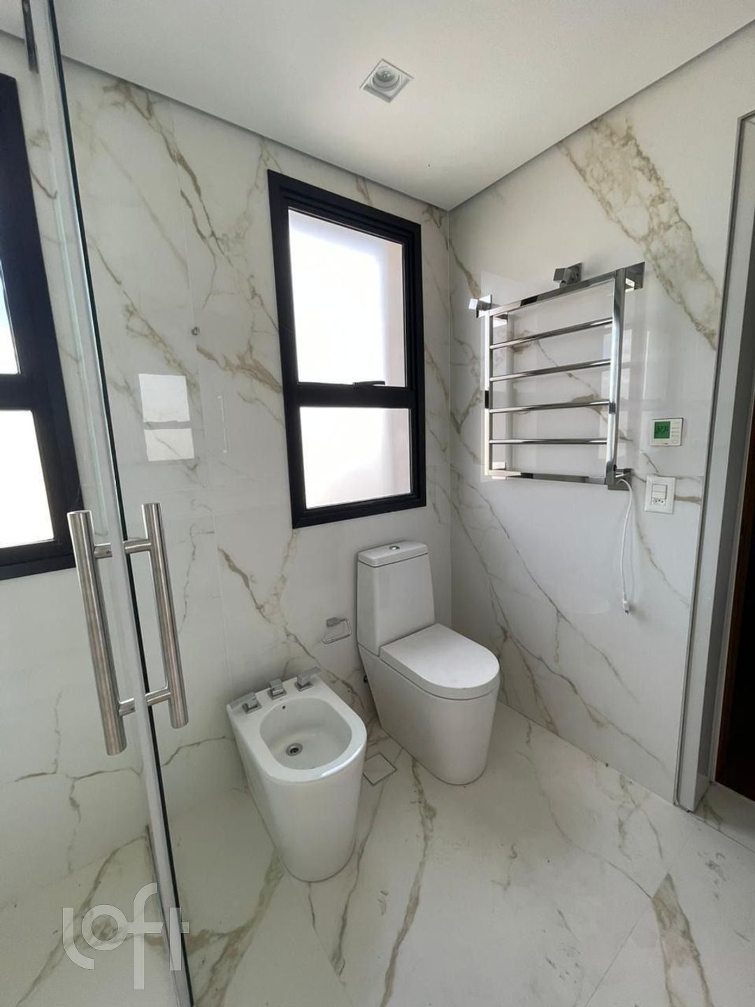 Apartamento à venda com 2 quartos, 215m² - Foto 18