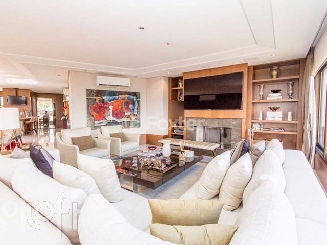 Apartamento com 556m², 3 dormitórios, 3 suítes, 5 vagas, Bela Vista em Porto Alegre