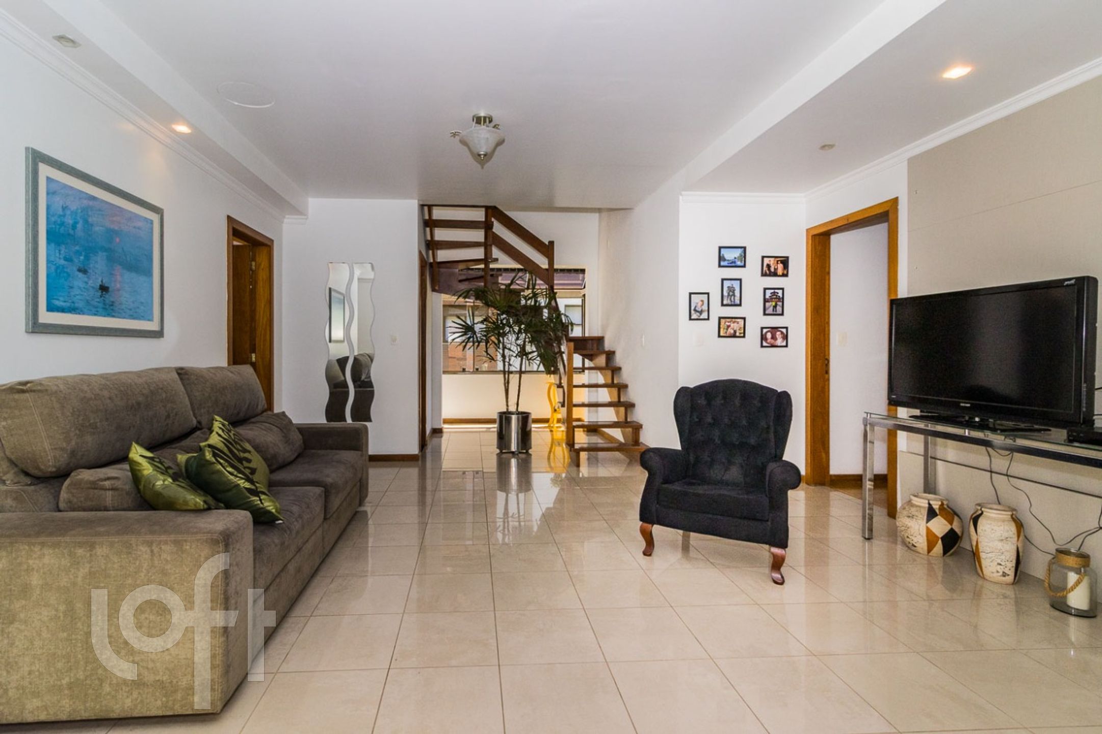 Apartamento com 245m², 4 dormitórios, 2 suítes, 3 vagas, Bela Vista em Porto Alegre