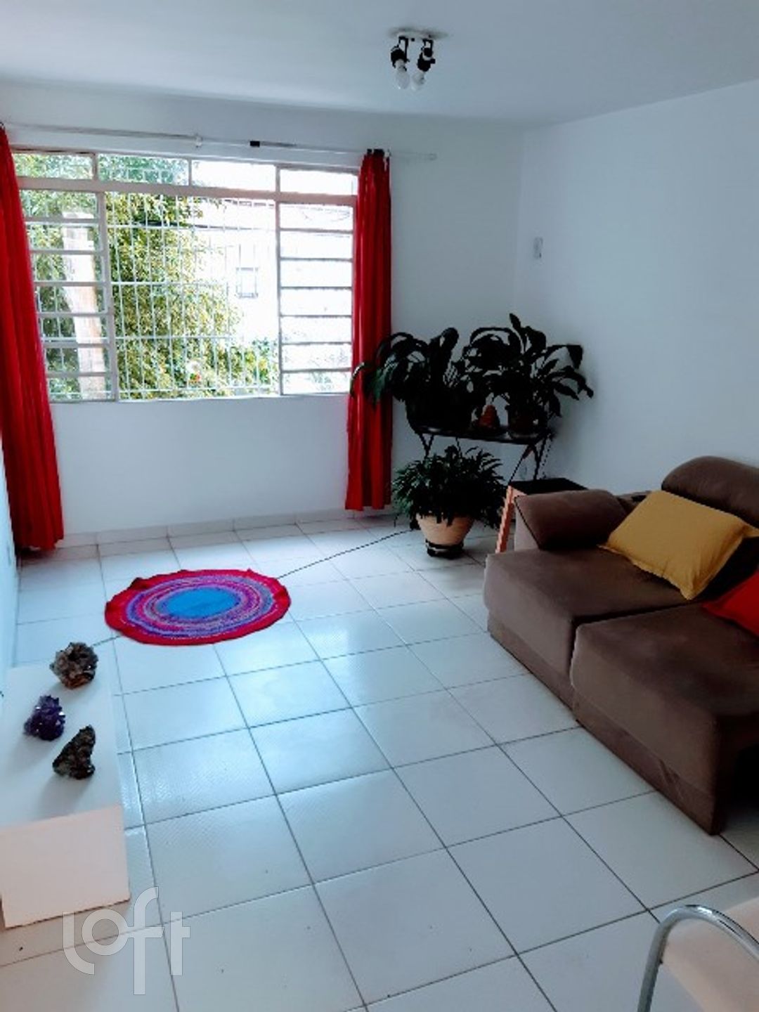 Casa à venda com 3 quartos, 120m² - Foto 1