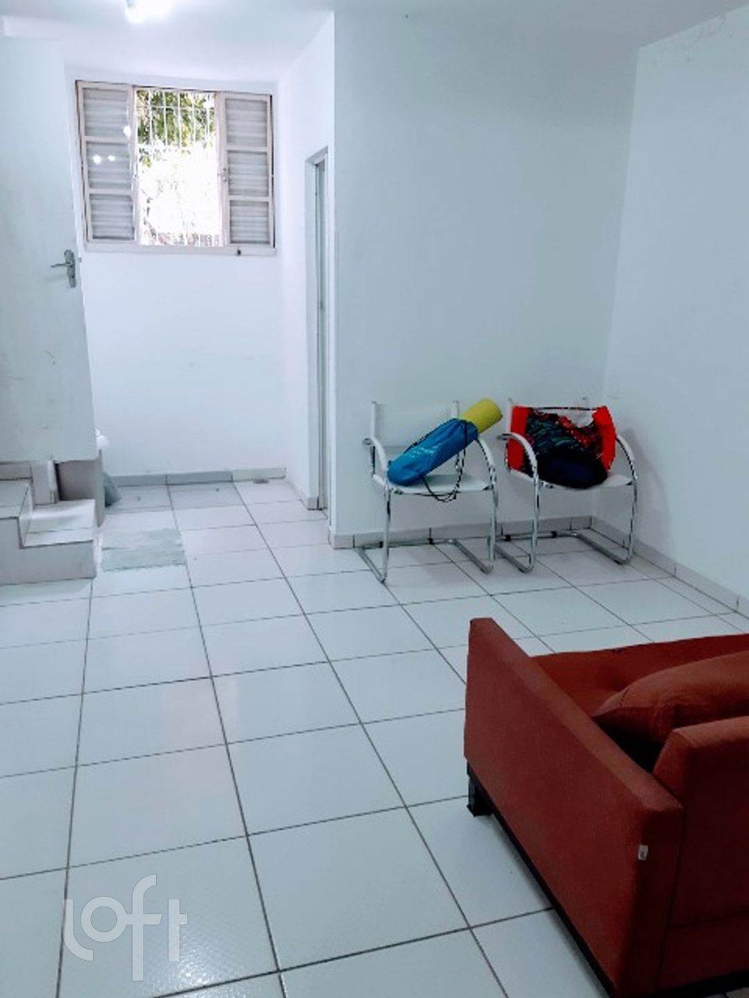 Casa à venda com 3 quartos, 120m² - Foto 2