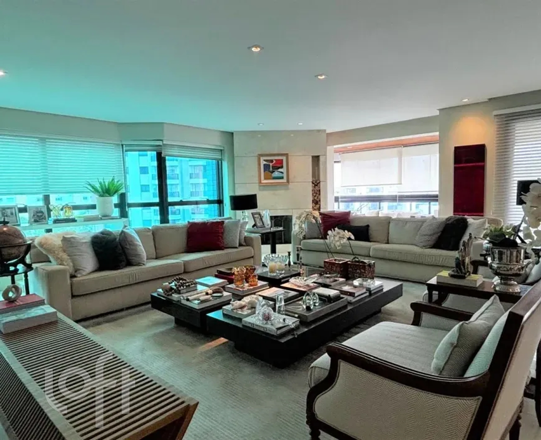 Apartamento à venda em Vila Andrade com 300 m², 4
