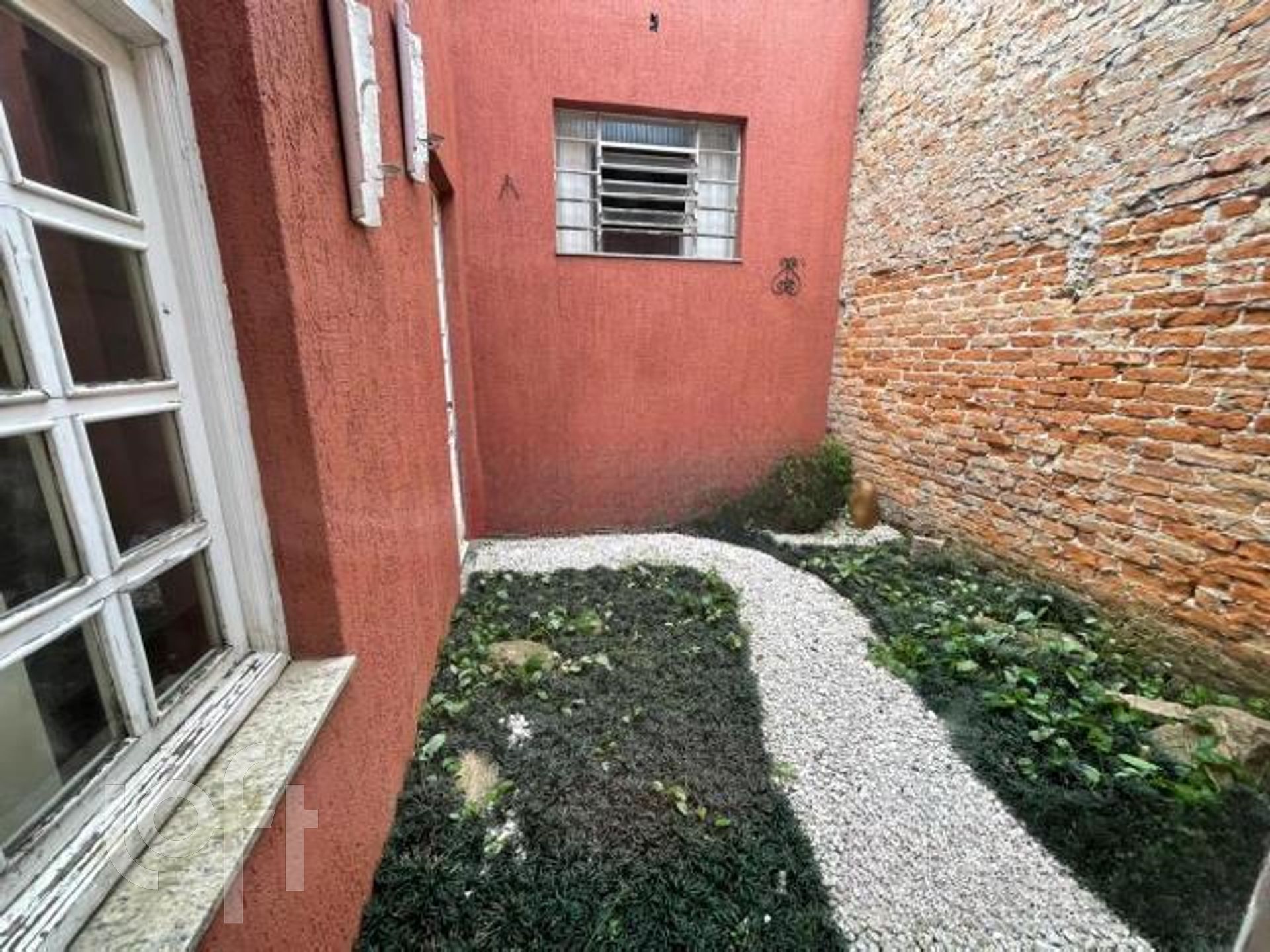 Casa à venda com 2 quartos, 300m² - Foto 18