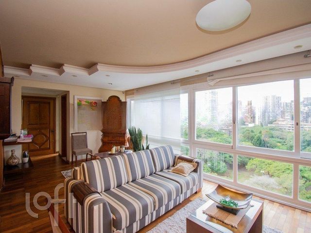 Apartamento com 399m², 4 dormitórios, 2 suítes, 2 vagas, Bela Vista em Porto Alegre