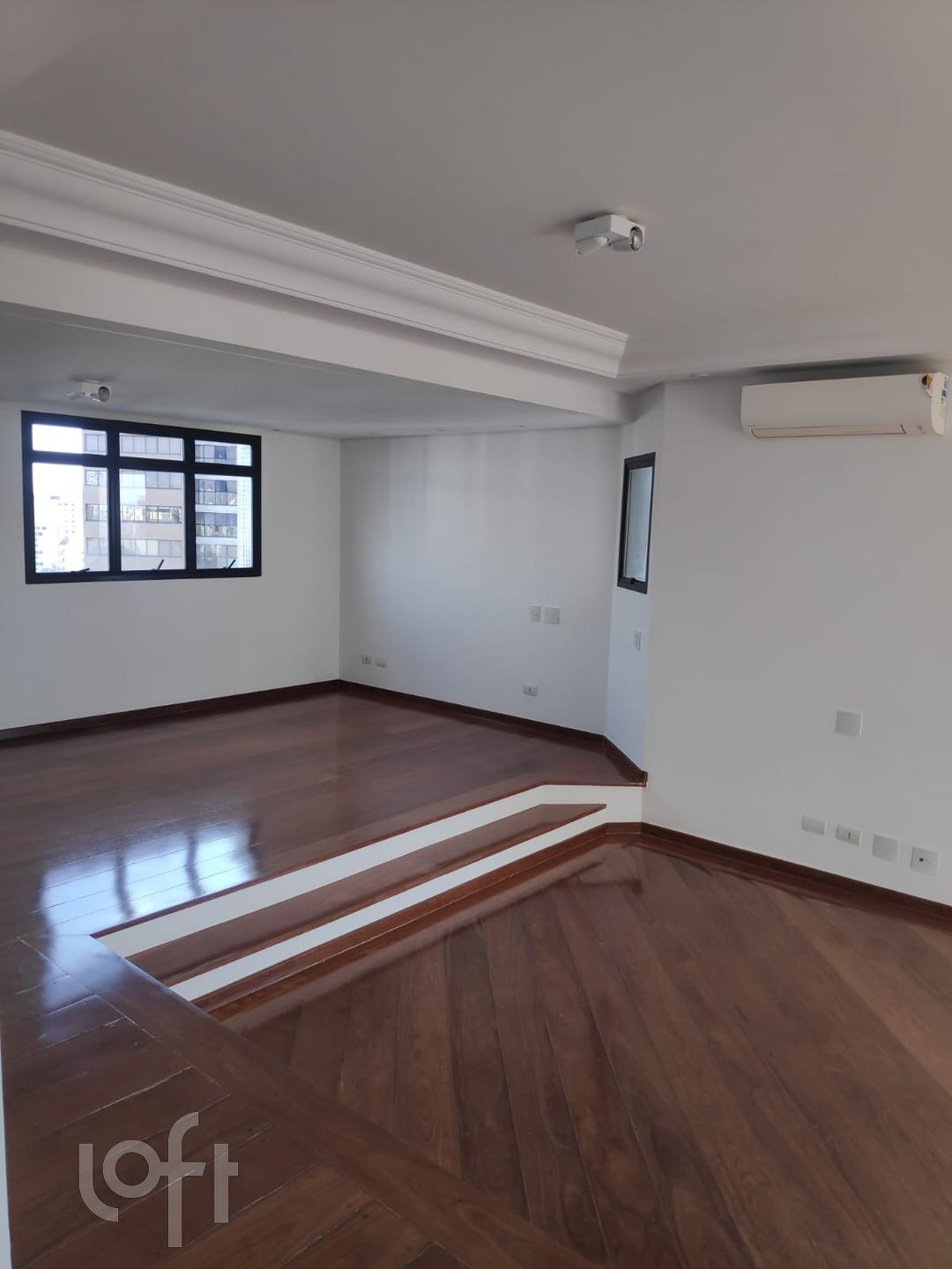 Apartamento à venda com 5 quartos, 391m² - Foto 1