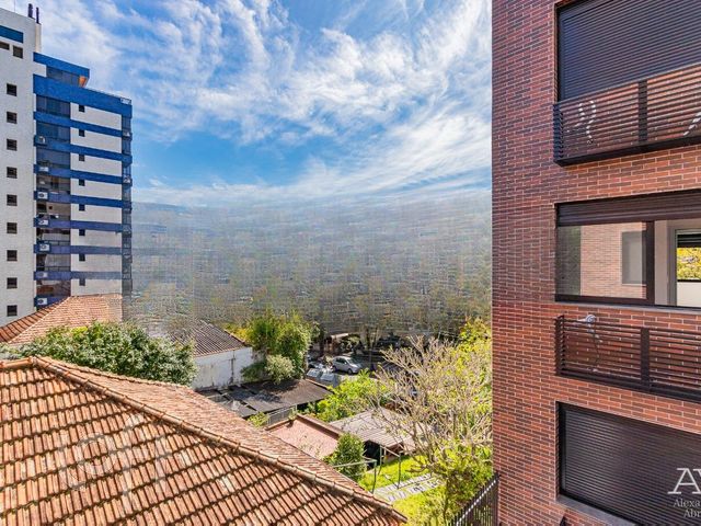 Apartamento com 58m², 2 dormitórios, 1 suíte, São João em Porto Alegre