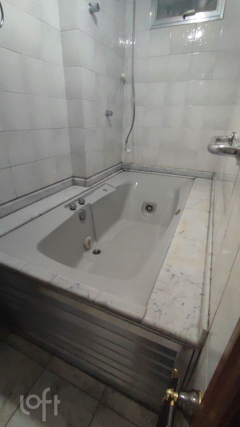 Apartamento à venda com 1 quarto, 48m² - Foto 18